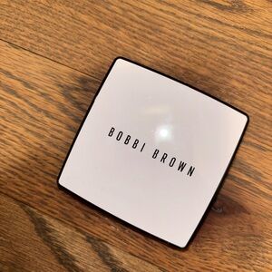 Bobbi Brown Compact new without box